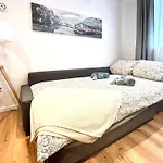 Cozee - Air-conditioned With Netflix 아파트 카이저슬라우테른