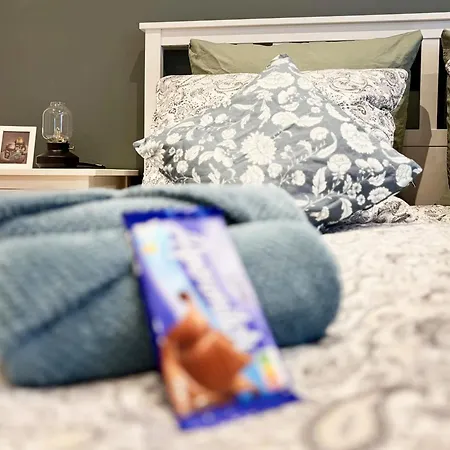 Cozee - Air-conditioned With Netflix * קייזרסלאוטרן
