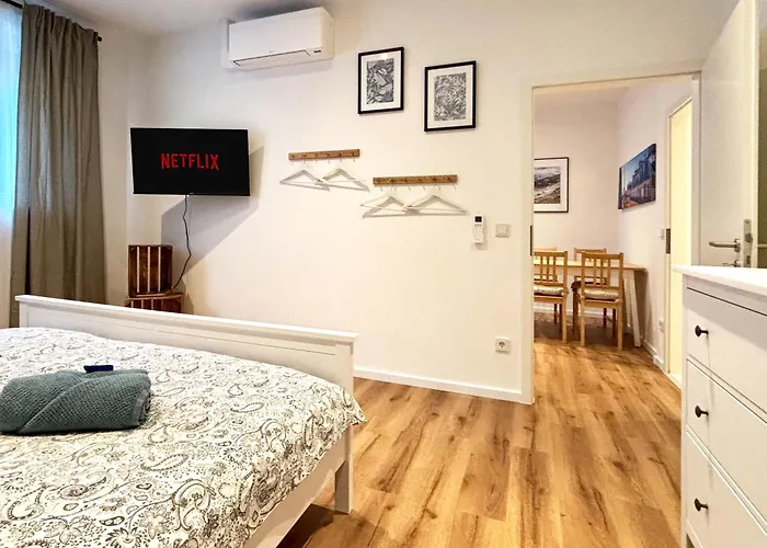 公寓 Cozee - Air-conditioned With Netflix