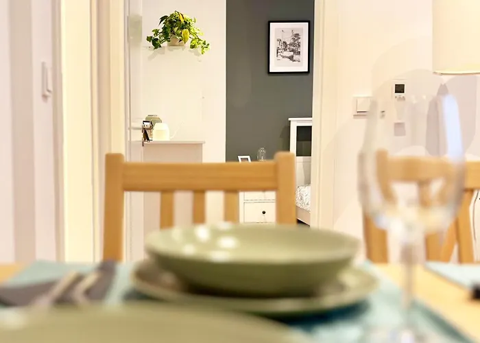 Cozee - Air-conditioned With Netflix 公寓 凯撒斯劳滕