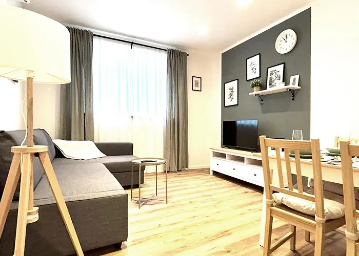 公寓 Cozee - Air-conditioned With Netflix *